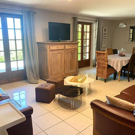 Pech Joli Semesterbostad La Dornac