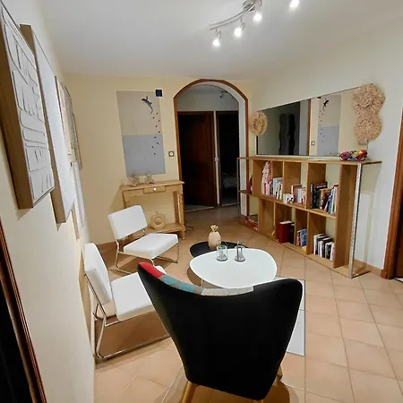 Pech Joli Holiday home *